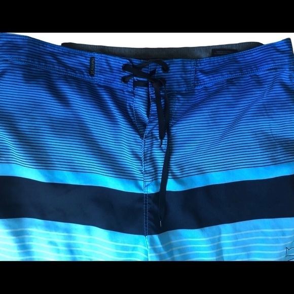 Hurley Blue Black Striped Lace Up Swim Trunk Pockets Size 34X10” The Buckle - Picture 3 of 4